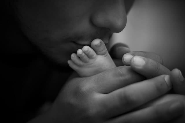 HypnoBirthing: Warum du als Partner eine Schlüsselrolle spielst